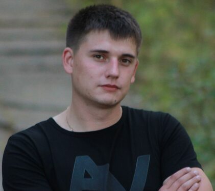 Дмитрий Николаев 